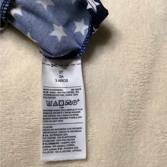 Old Navy One Piece Swim Suit Dark Blue with White Star Pattern 3T - Picture 3 of 4